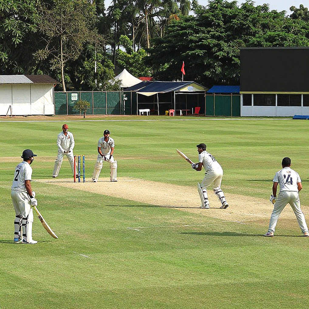 Speed Beneath the Strata: The Archaeology of Young Pace Bowling in a Tournament Cycle Speed Beneath the Strata: The Archaeology of Young Pace Bowling in a Tournament Cycle