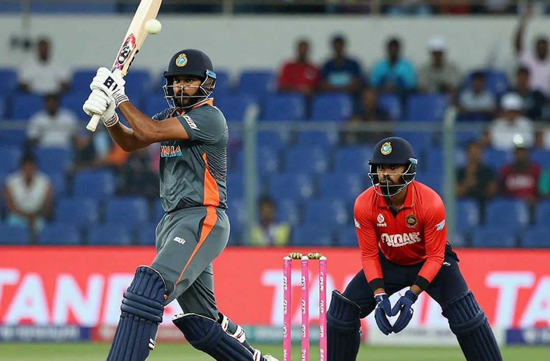 এক সেট ফ্লাডলাইট থেকে ২৫টি প্রাইম টাইম: WBBL|12-এর ফিক্সচার খাতা মিলিয়ে দেখা
