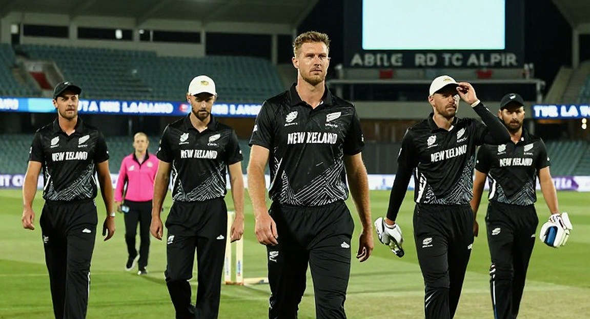 Two New Balls and the First Ten Overs: Why the Spin Theory Fails in Asian ODI Finals