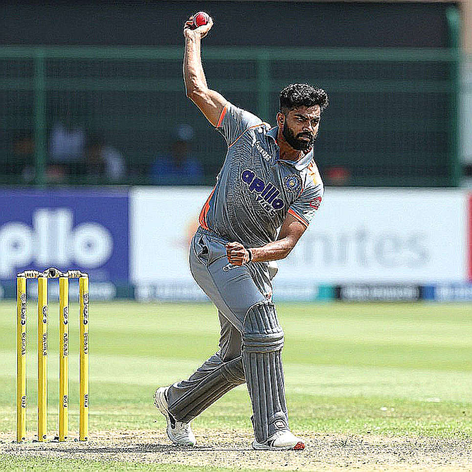 Two New Balls and the First Ten Overs: Why the Spin Theory Fails in Asian ODI Finals
