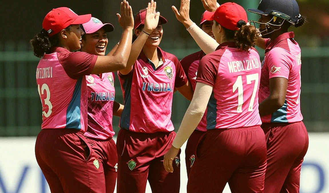কাউন্টি থেকেও বিদায়: ৪৪ বছরে দ্বিতীয়বার অবাক হওয়ার তালিকায় ঢুকে পড়লেন জিমি অ্যান্ডারসন