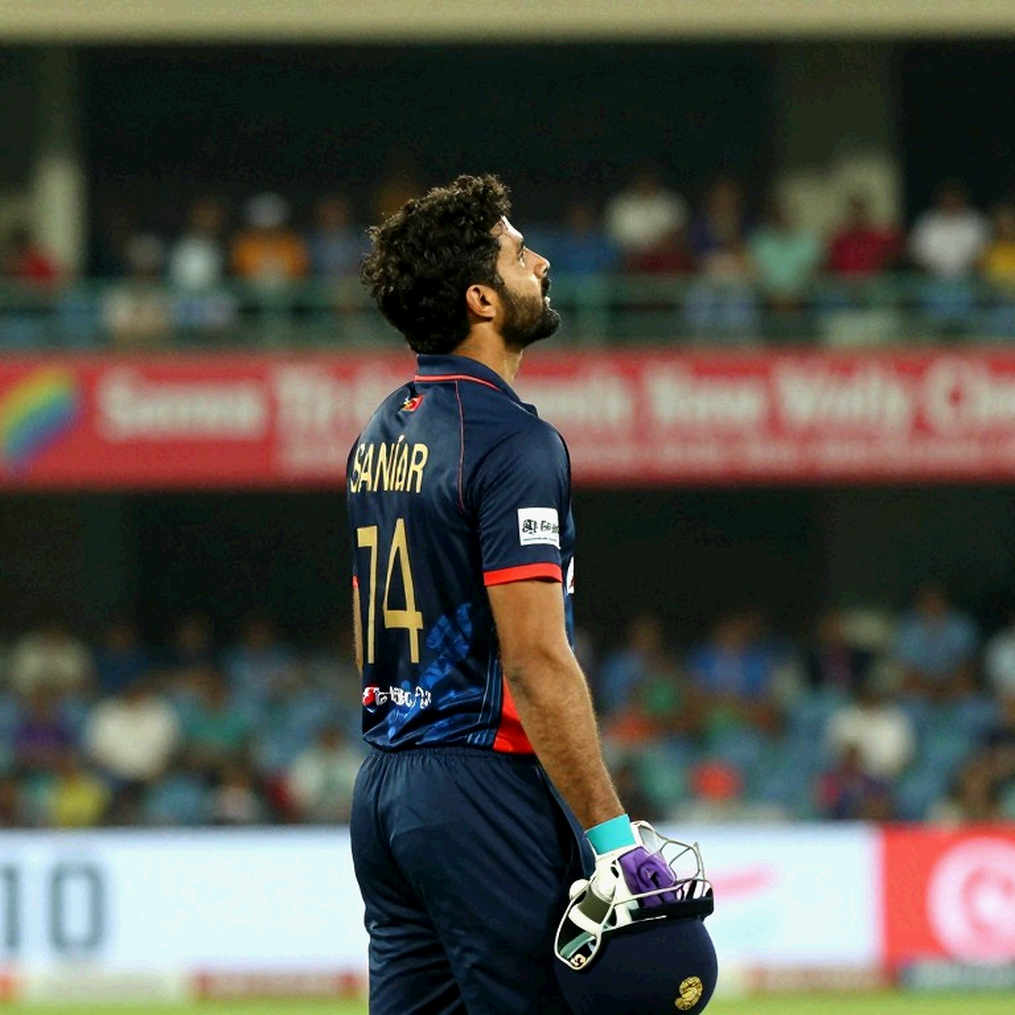 শেষ বলে সিক্সার্সের জয়, কিন্তু নাটকের আড়ালে দুই ব্যাটিং সারির একই ফাটল