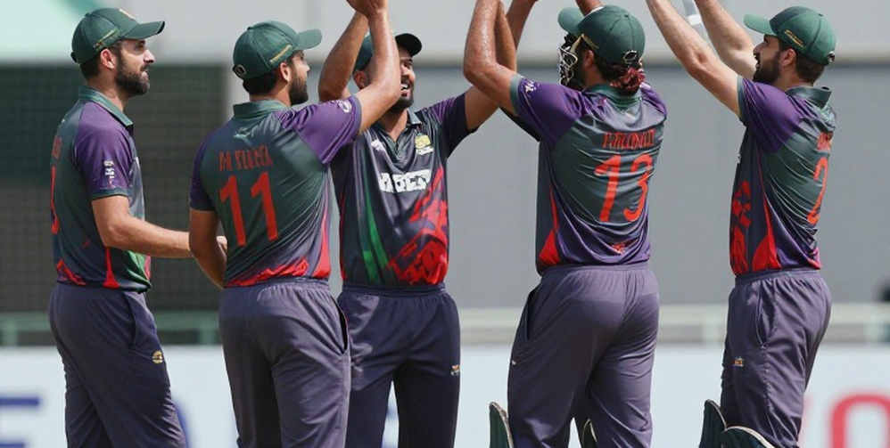 ক্রিকেটের নতুন পিচ: ব্লকচেইন, ফ্যান টোকেন আর মাঠের স্মৃতির ডিজিটাল ঠিকানা