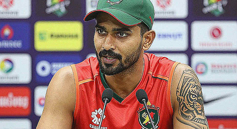 ফ্রিজ-ফ্রেম যখন সাক্ষী দেয়: ক্রিকেটের DRS-এ আইনের নীরব মুহূর্ত