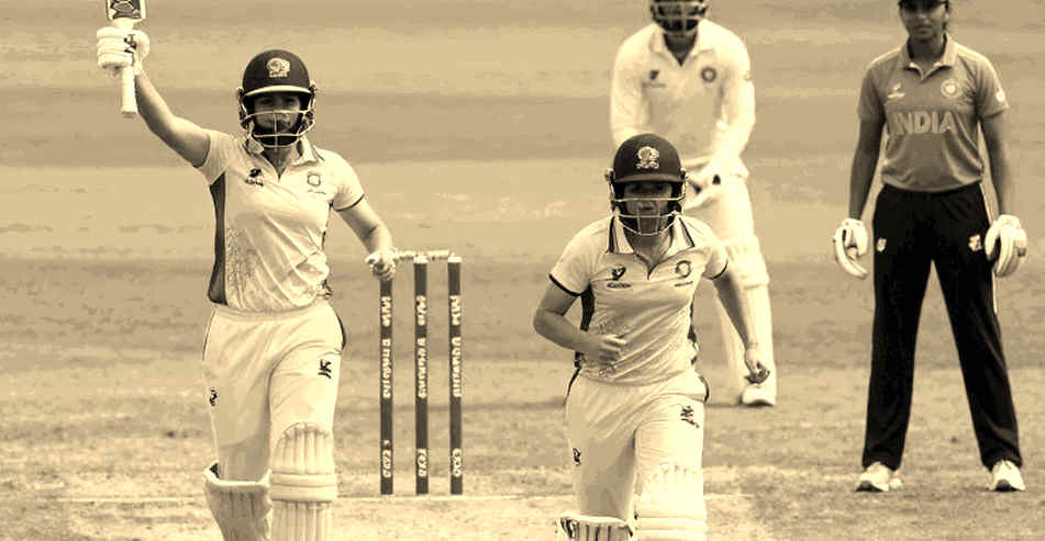 চেইনের ওপাশে ক্রিকেট: ফ্যান টোকেন, স্মার্ট কন্ট্র্যাক্ট আর এক ফোঁটা বৃষ্টির দাম চেইনের ওপাশে ক্রিকেট: ফ্যান টোকেন, স্মার্ট কন্ট্র্যাক্ট আর এক ফোঁটা বৃষ্টির দাম